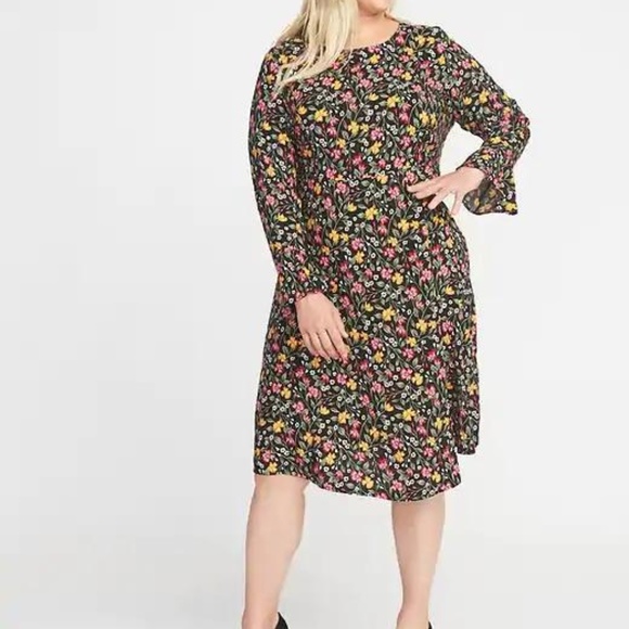 Old Navy Dresses & Skirts - Old Navy Fit & Flare Flute-Sleeve Dress for Women